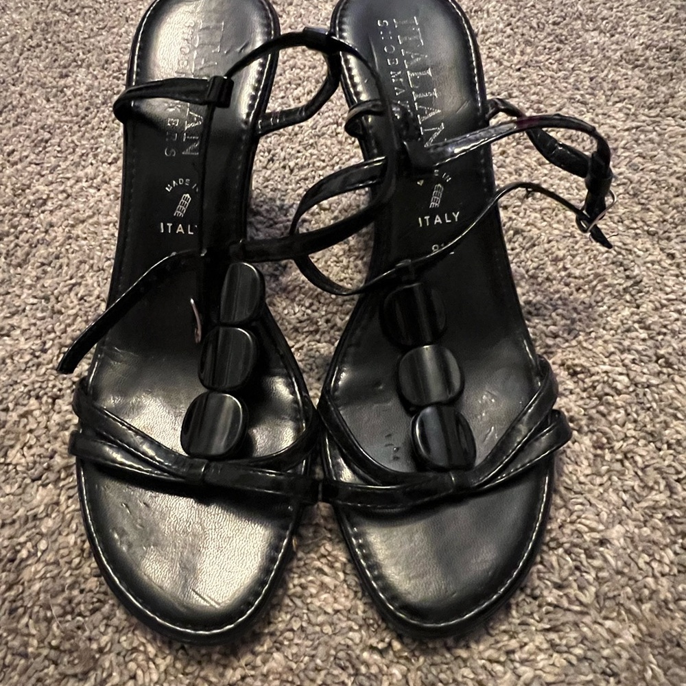 Italian Shoemakers Glossy Black Strappy Sandals